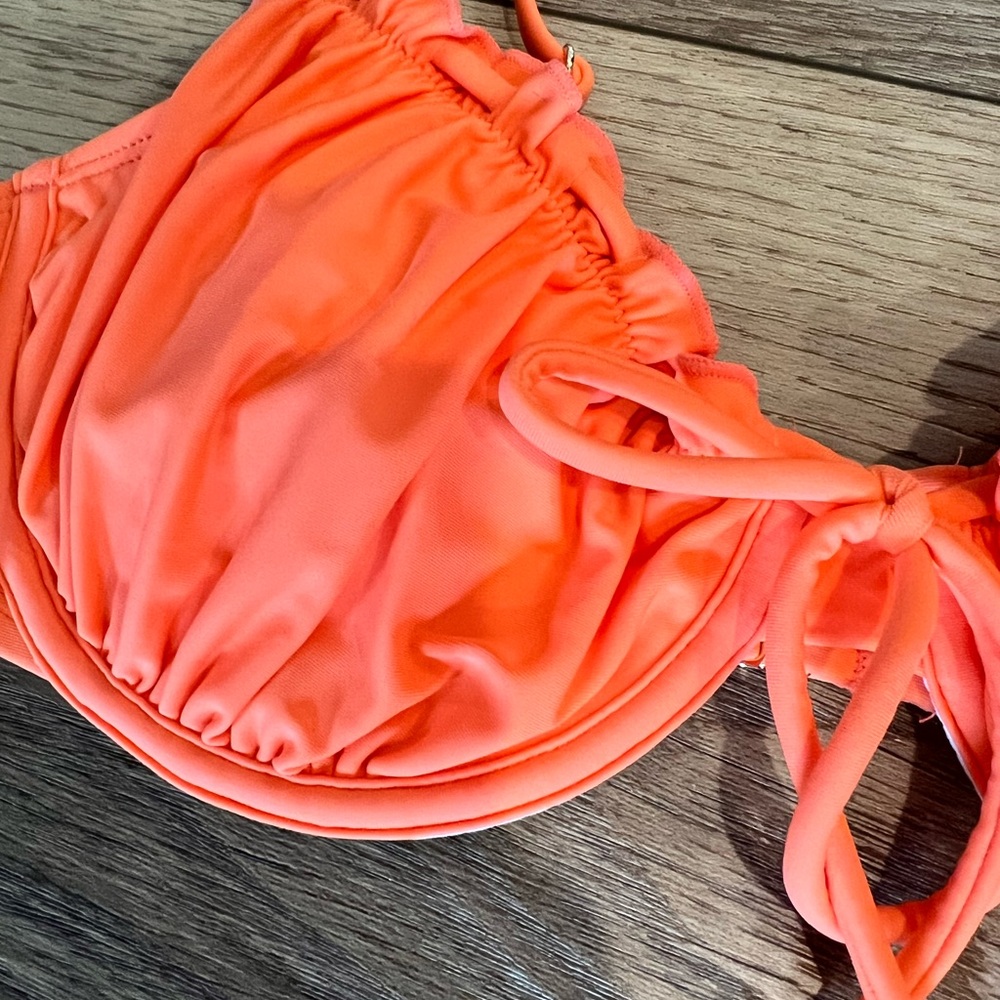 Cupshe Neon Orange Ruffle Underwire Bikini Set - Picture 2 of 4